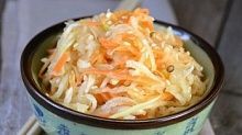 Рецепт - Острый салат из редьки и моркови
