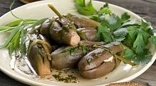 Рецепт - Баклажаны, маринованные с чесноком