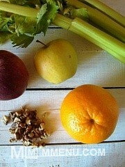 Приготовление блюда по рецепту - Вальдорфский салат с апельсином. Шаг 1