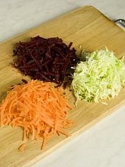 Приготовление блюда по рецепту - Овощной салат с домашней лапшой. Шаг 1