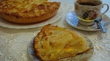 Рецепт - Пирог с ананасами и яблоками