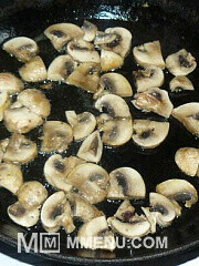 Приготовление блюда по рецепту - Тушеная картошка с грибами - рецепт от Виталий. Шаг 2