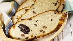 Рецепт - Сладкий хлеб с сухофруктами в мультиварке