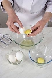 Приготовление блюда по рецепту - Апельсиновое суфле. Шаг 2