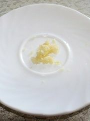 Приготовление блюда по рецепту - Пикантные сырные блинчики с петрушкой.. Шаг 4