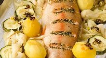 Рецепт - Форель, тушенная с овощами