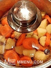 Приготовление блюда по рецепту - Жаркое со свиными рёбрышками. Шаг 11