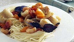 Рецепт - Спагетти с соусом из морепродуктов