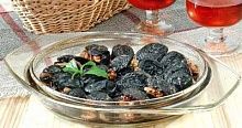 Рецепт - Чернослив с орехами