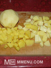 Приготовление блюда по рецепту - Жареная картошка с кабачком. Шаг 1