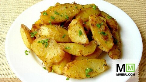 Румяная картошечка в духовке, удачный рецепт для вкусного обеда или ужина 