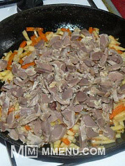 Приготовление блюда по рецепту - Булгур с куриными желудками. Шаг 7