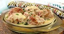 Рецепт - Мясные тефтели с рисом под молочным соусом
