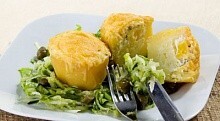 Рецепт - Картофель, запеченный с перепелиными яйцами
