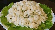 Рецепт - Салат из цветной капусты с сыром и чесноком