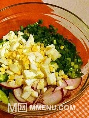 Приготовление блюда по рецепту - Салат с черемшой. Шаг 2