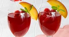 Рецепт - Желе из красных ягод и вина