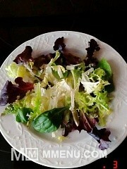 Приготовление блюда по рецепту - Средиземноморский салат с тунцом. Шаг 1