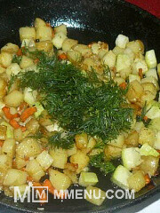 Приготовление блюда по рецепту - Молодая картошка с кабачком - рецепт от Виталий. Шаг 4