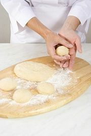 Приготовление блюда по рецепту - Паровой хлеб. Шаг 2