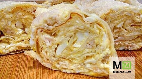 Закуска из лаваша с сыром, яйцами и курицей