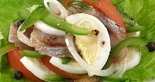 Рецепт - Салат из сельди с перцем