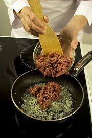 Приготовление блюда по рецепту - Блинная запеканка. Шаг 2