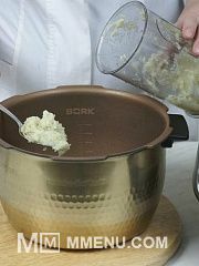 Приготовление блюда по рецепту - Кекс из брокколи с маслинами. Шаг 2