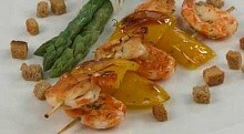 Рецепт - Шашлычки с креветками и перцем
