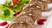 Рецепт - Рулет из баранины и курицы