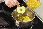 Приготовление блюда по рецепту - Маффины с&nbsp;яблоками и&nbsp;пряностями. Шаг 2