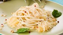 Рецепт - Макароны с брынзой и ананасом