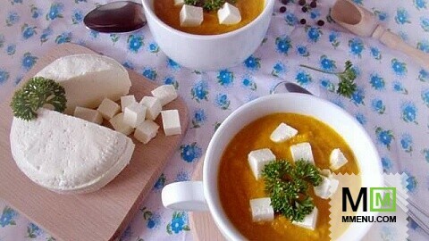 Крем-суп из моркови с сыром