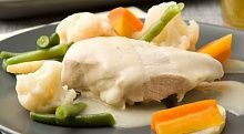 Рецепт - Курица с овощами под белым соусом