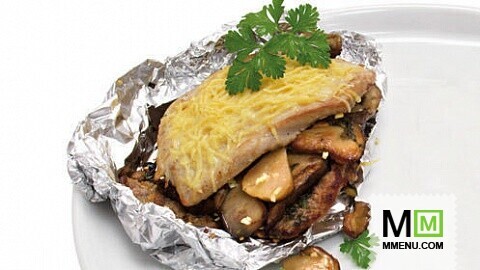 Говядина, запеченная с курицей и грибами Говядина, запеченная с курицей и грибами