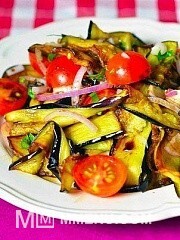 Приготовление блюда по рецепту - Салат из баклажанов. Шаг 1