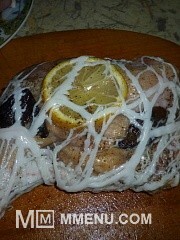 Приготовление блюда по рецепту - Курица с лимоном и черносливом в сетке.. Шаг 4