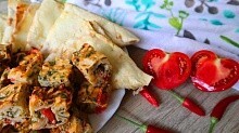 Рецепт - 2 закуски из лаваша. Быстро, просто и вкусно!