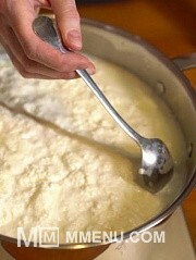 Приготовление блюда по рецепту - Удачный рецепт адыгейского сыра . Шаг 2