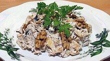 Рецепт - Салат с курицей и черносливом