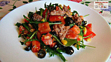 Рецепт - Диетический салат с тунцом и овощами