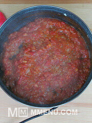 Приготовление блюда по рецепту - Жареные баклажаны с томатным соусом. Шаг 2
