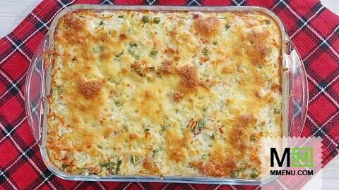 Рисовая запеканка с грудинкой и овощами. 