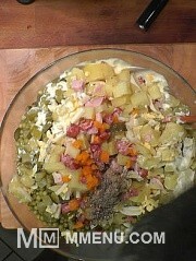 Приготовление блюда по рецепту - салат Оливье вкусный рецепт. Шаг 9