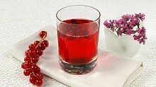 Рецепт - Компот из красной смородины и клюквы