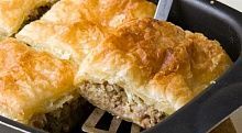 Рецепт - Слоеный пирог с мясом и сыром