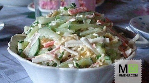 Салат с сыром сулугуни (косичкой)