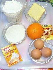 Приготовление блюда по рецепту - Бисквит "Апельсиновый" с меренгой. Шаг 1