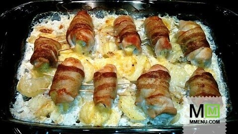 Куриные рулетики с беконом и сыром. Очень вкусный видео рецепт. Готовим дома Куриные рулетики с беконом и сыром. Очень вкусный видео рецепт. Готовим дома