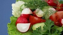 Рецепт - Салат из сырых овощей и зелени